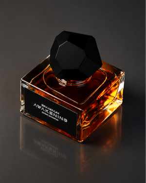 Awakening amber perfume by Era Novum under House of Xenom